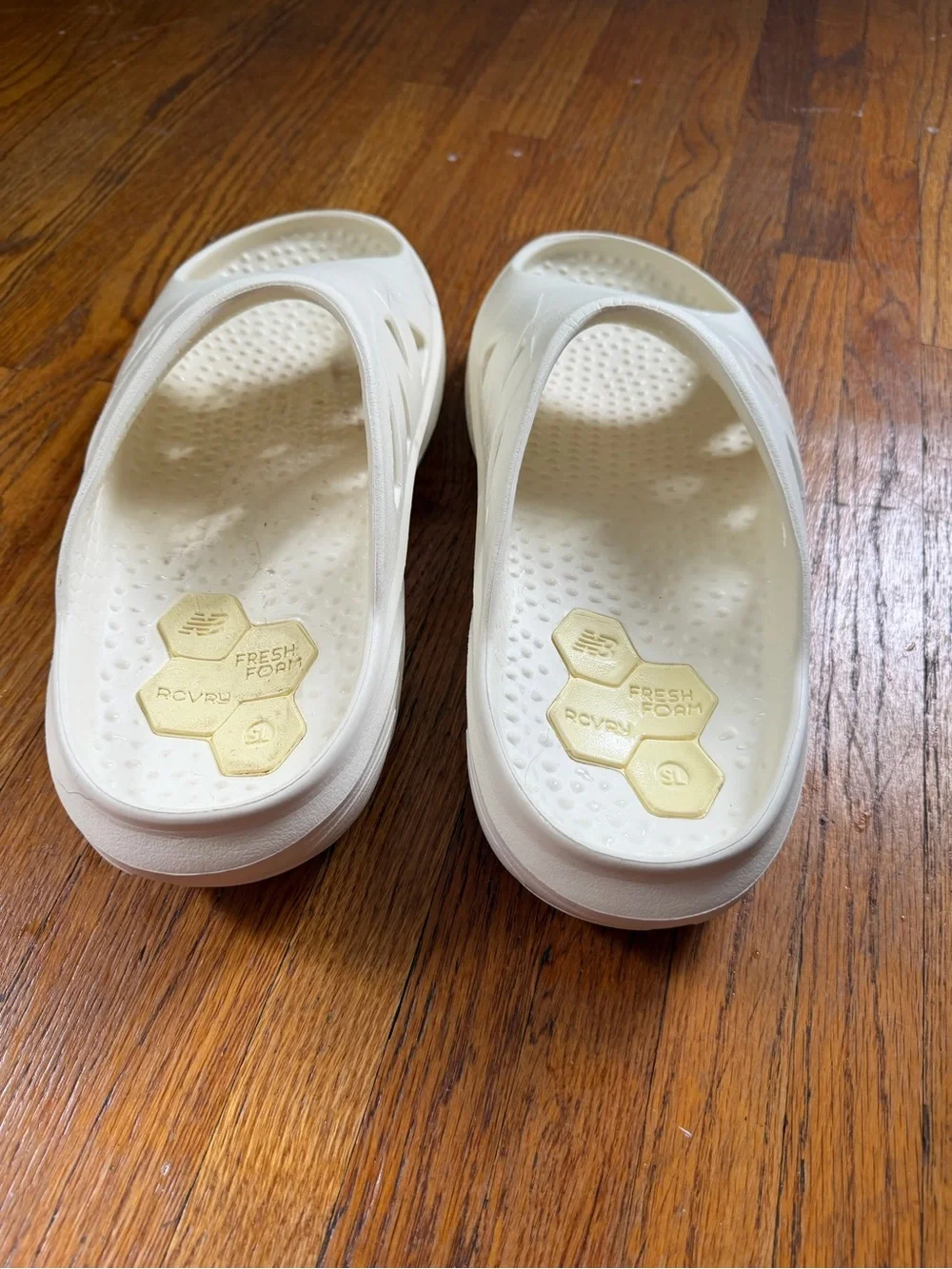 Off-white New Balance RCVRY Slides